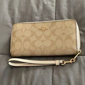 Coach white and tan wallet wristlet